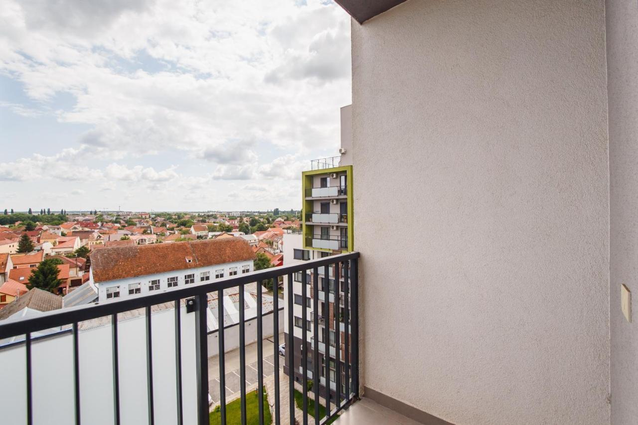 Sunny View 2 Bedroom Central Apartment Oradea Eksteriør bilde