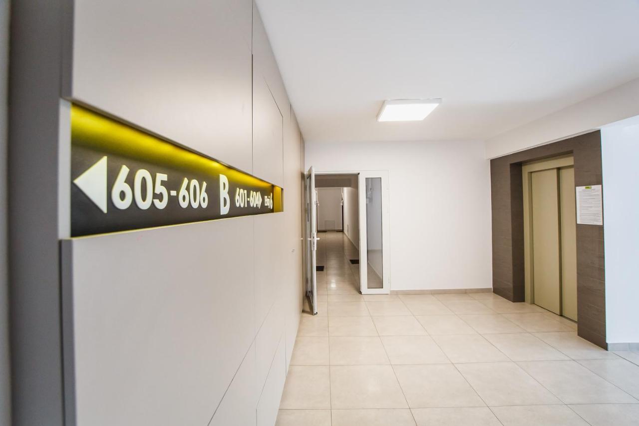 Sunny View 2 Bedroom Central Apartment Oradea Eksteriør bilde